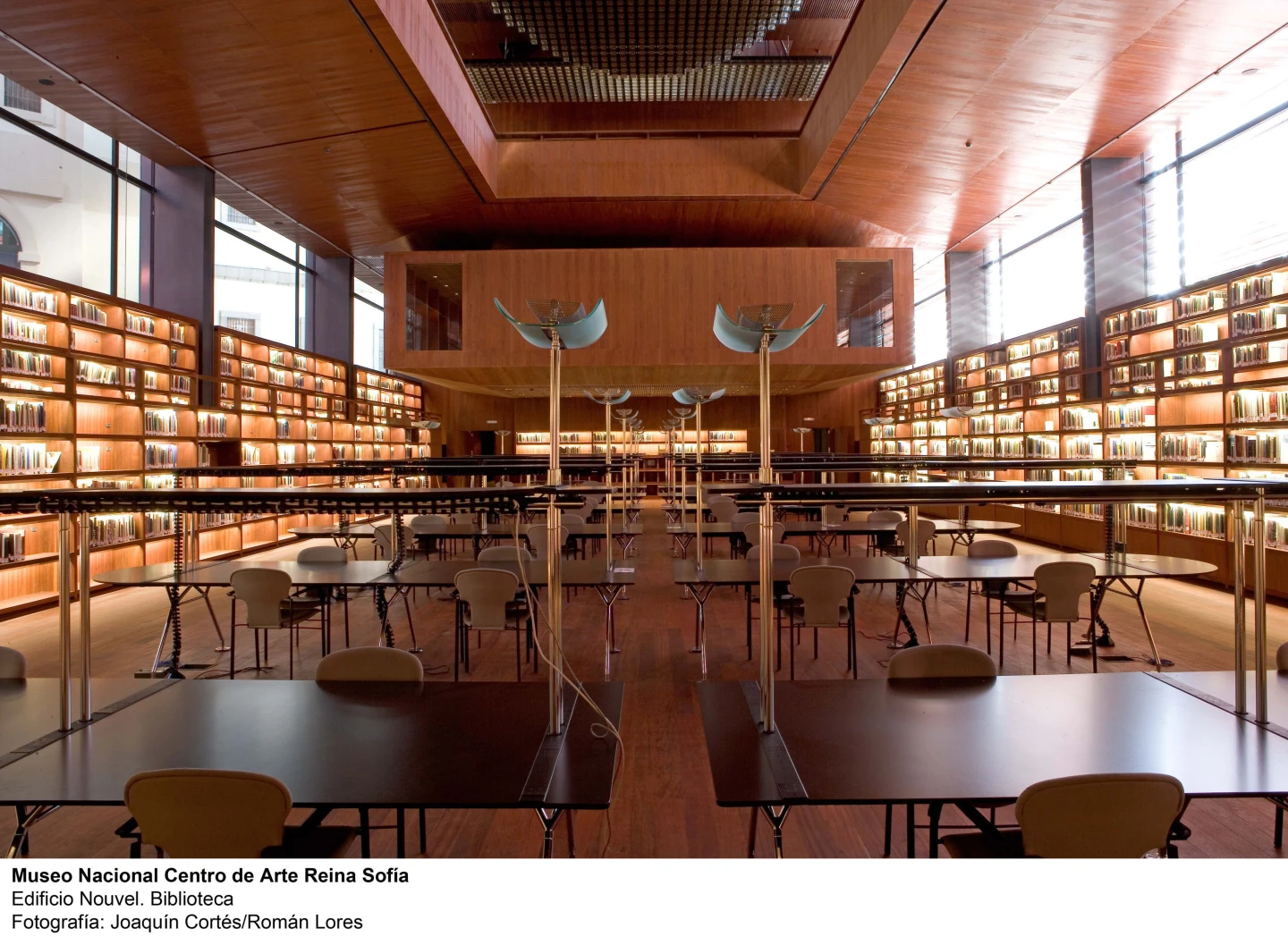 Biblioteca y Centro de Documentación del Museo Reina Sofía en el Edificio Nouvel