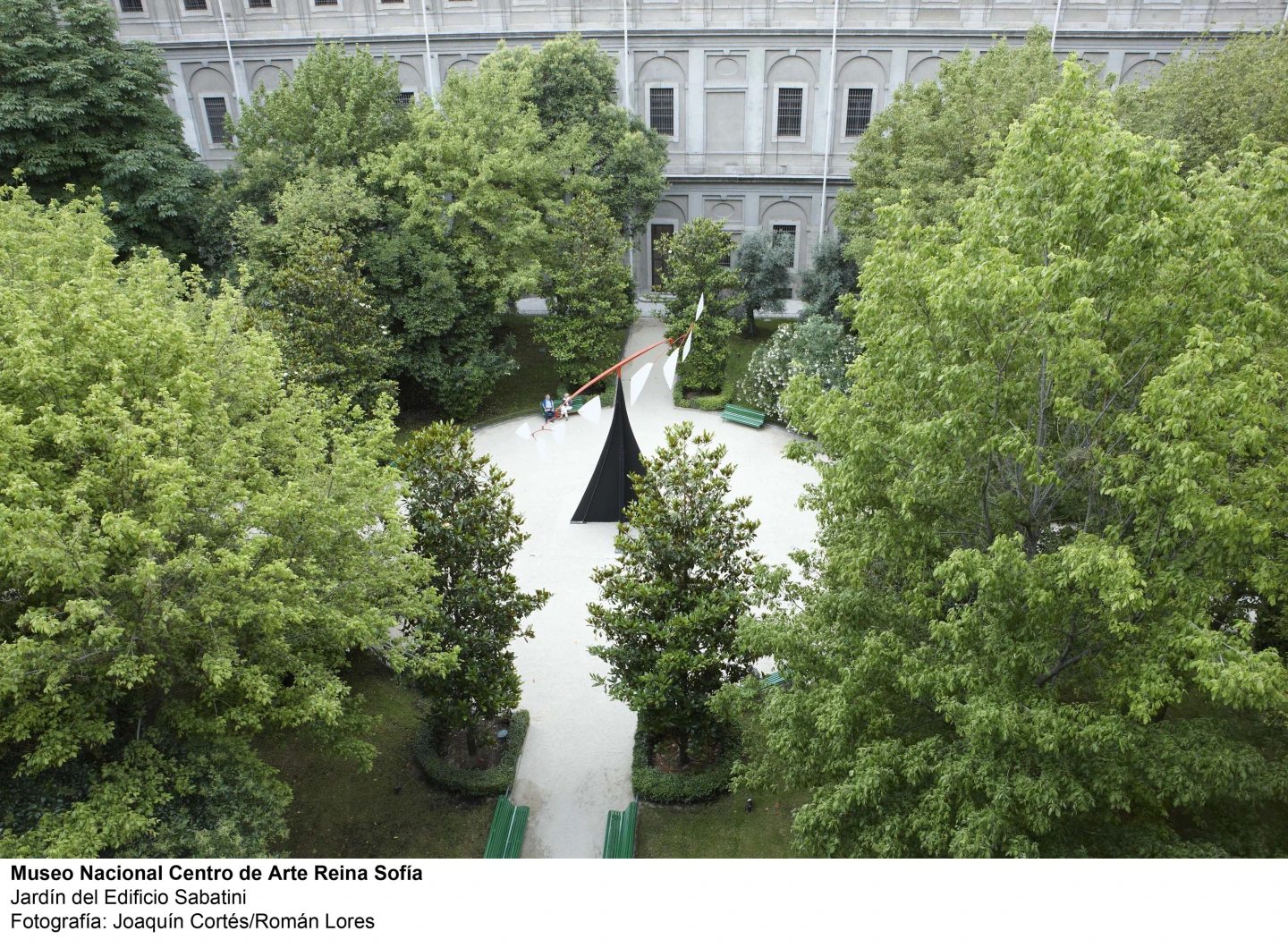 Jardín del Edificio Sabatini del Museo Reina Sofía en Madrid