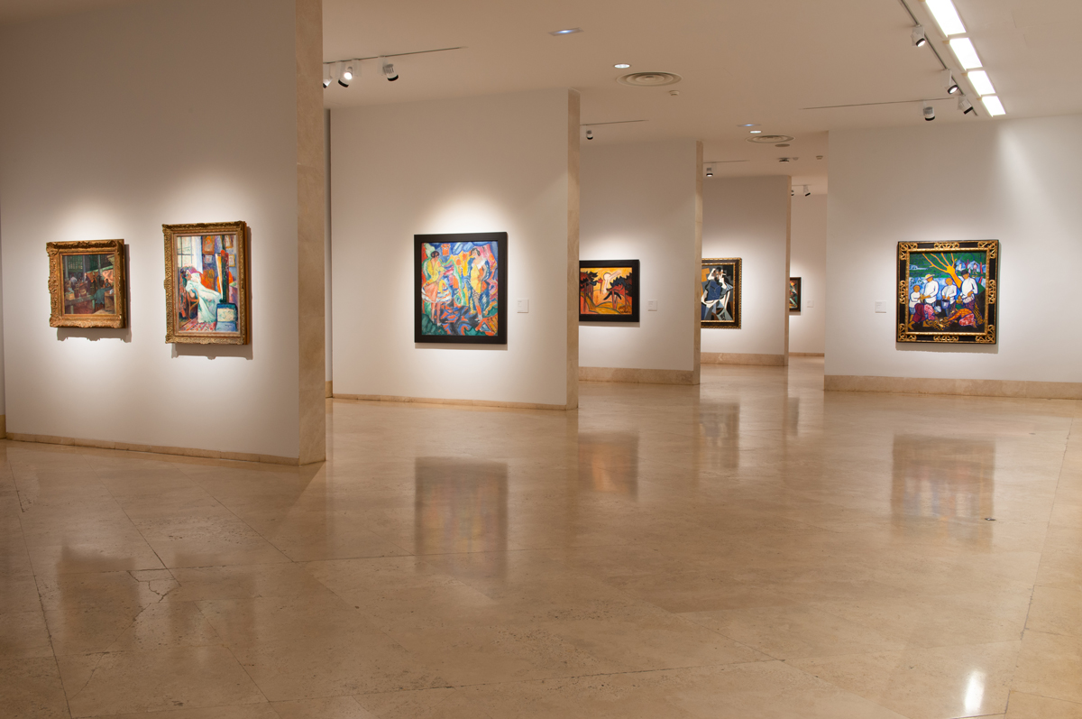 Sala de exposiciones del Museo Thyssen-Bornemisza con obras de arte